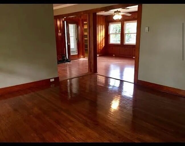 Building Photo - 94 Main St