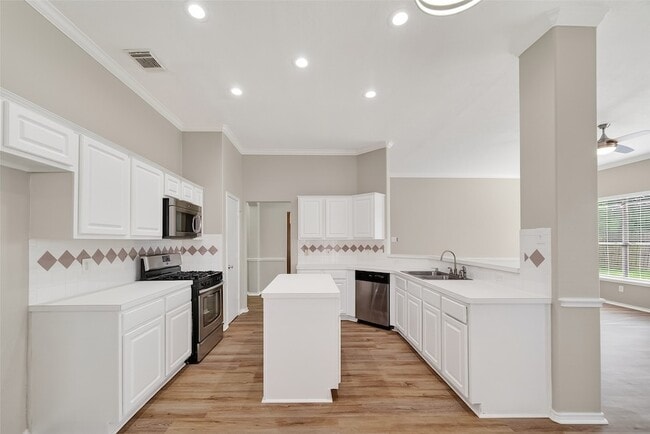 Building Photo - 19407 Arbor Pines Ln