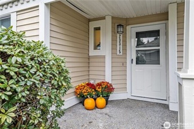 Primary Photo - 2Bd/2.25Ba Kent Condo