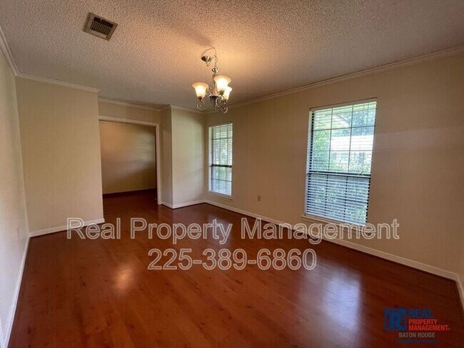 Building Photo - 1228 Beckenham Dr