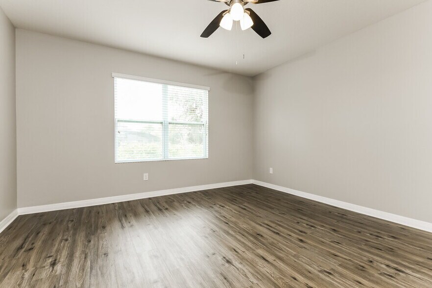 Building Photo - 3263 Grouse Ave