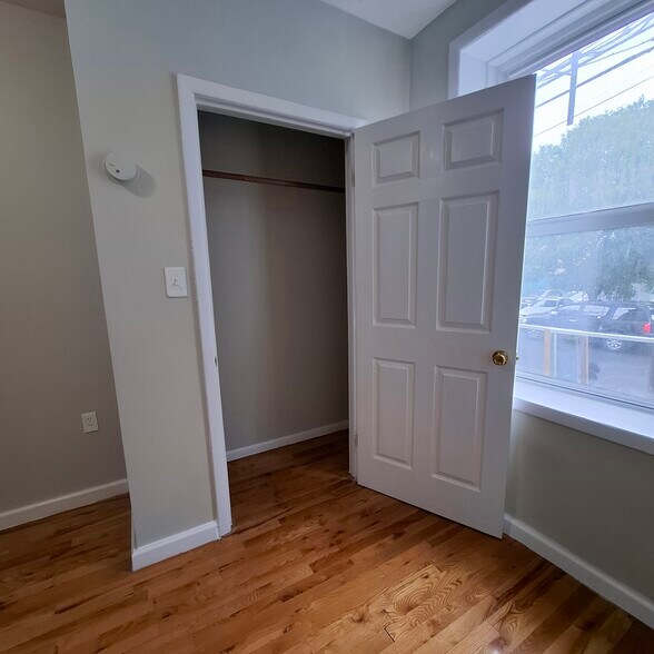 76 N 9th St 5 - 75 N 9th St