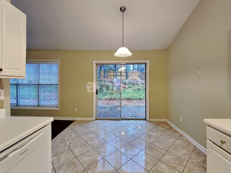 Building Photo - 3270 Hampton Trace Ct