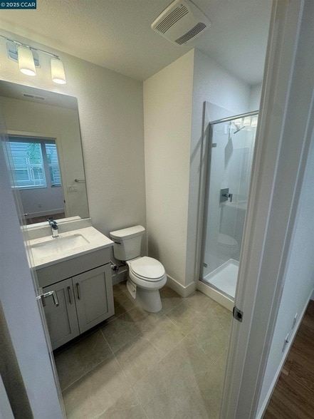 Building Photo - 5601 Linen Ct