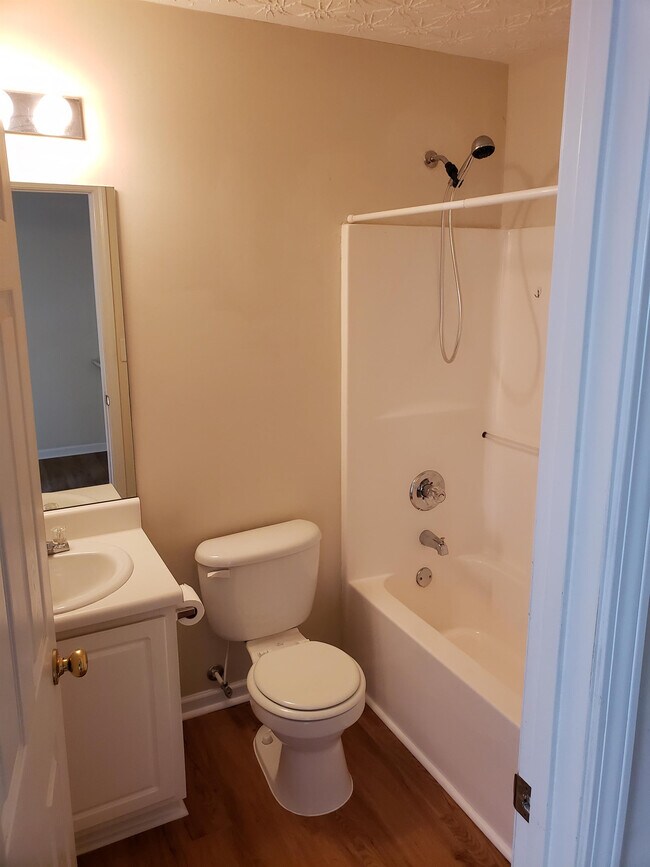Building Photo - 103 Timber Ridge Dr