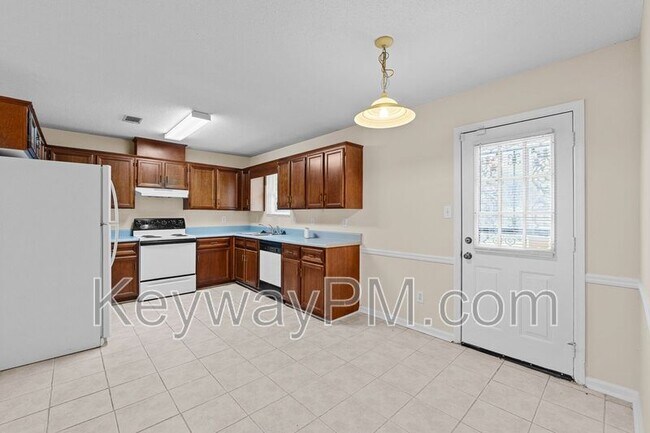 Building Photo - 3310 Wombles Ct