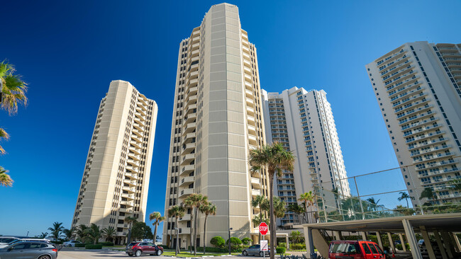 Building Photo - 2800 N Ocean Dr