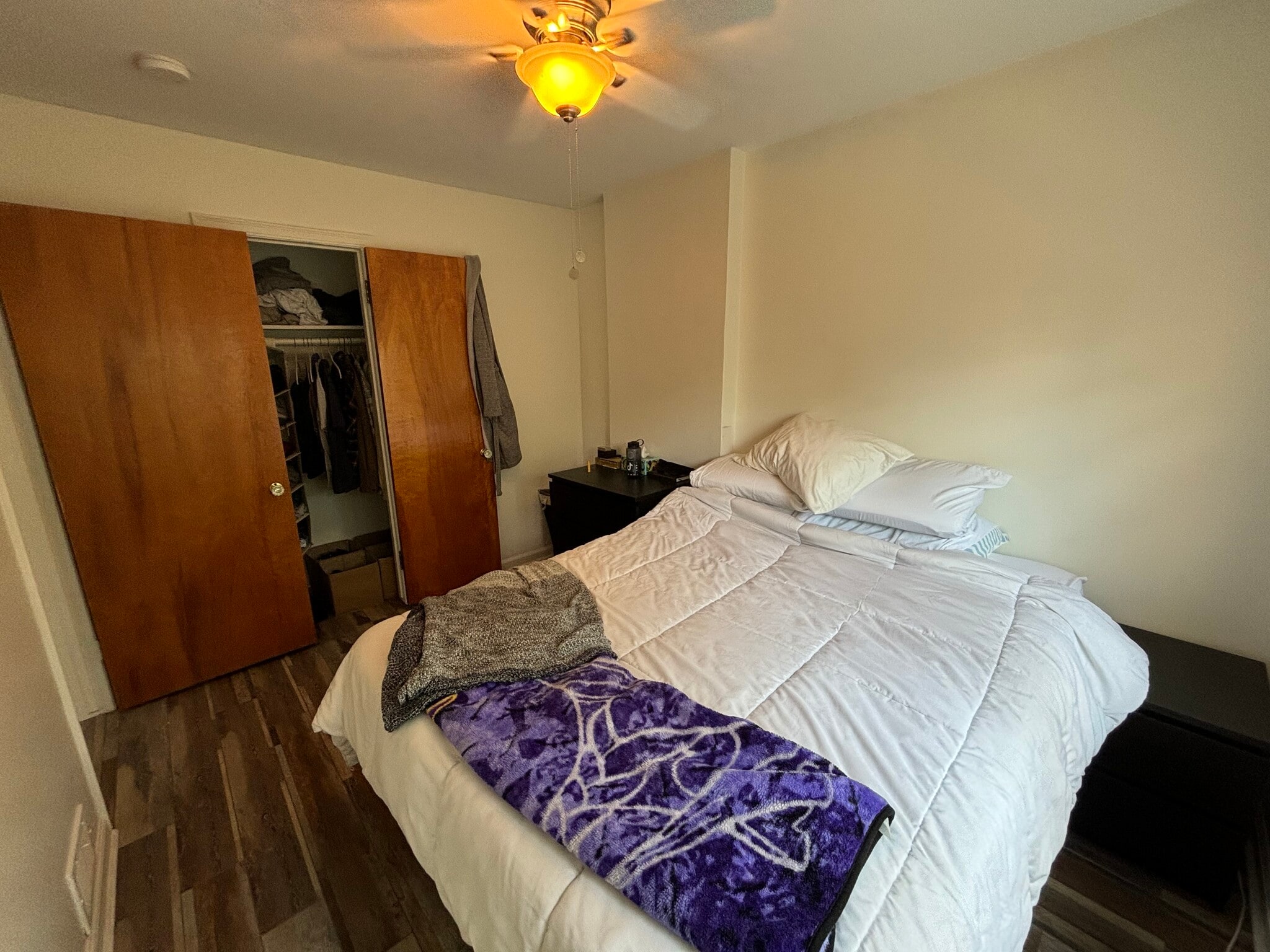 Second bedroom - 506 W Stadium Blvd