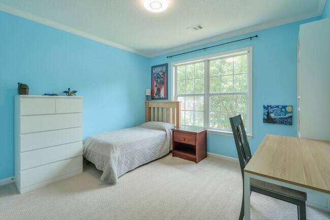 Building Photo - 508 Keeneland Ave