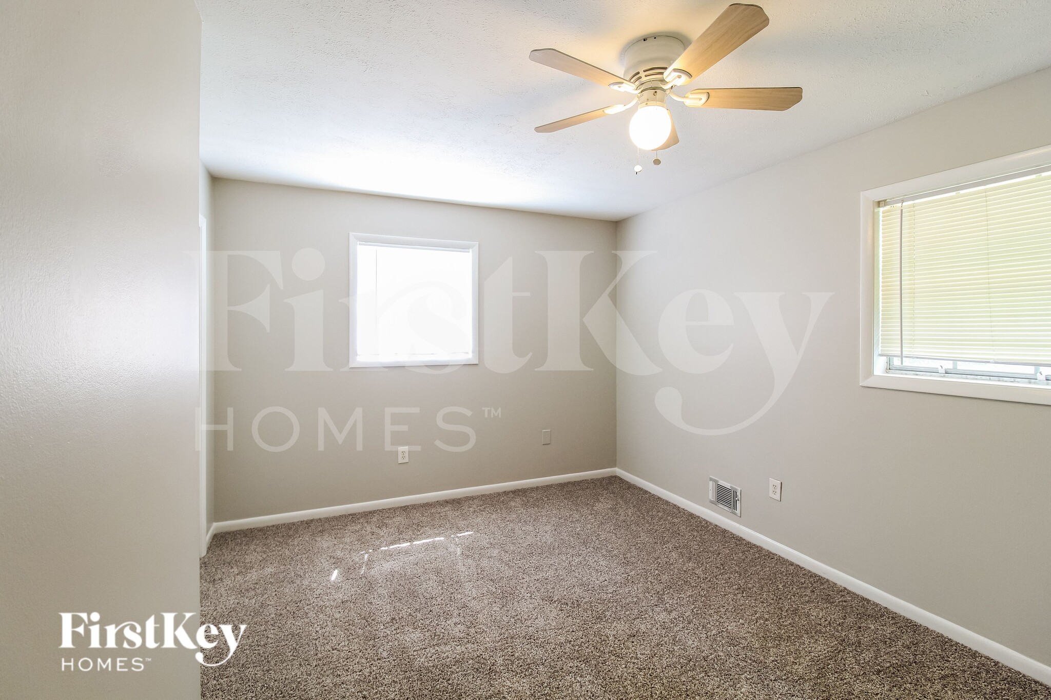 Building Photo - 1021 Meadowbrook Ln NW