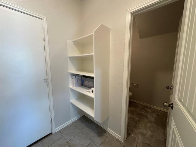 Building Photo - 133 Flatland Trl