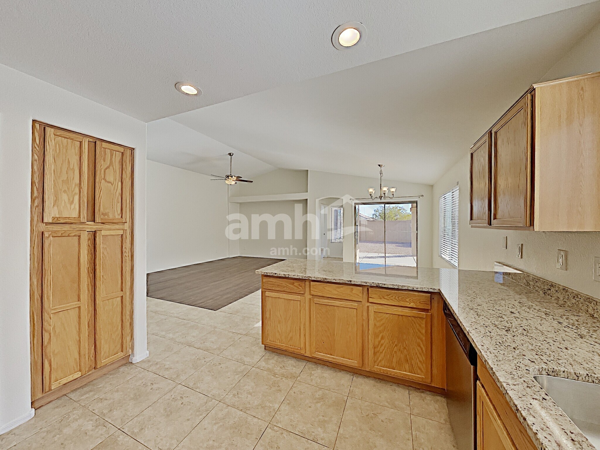 Building Photo - 14943 N 133rd Ln