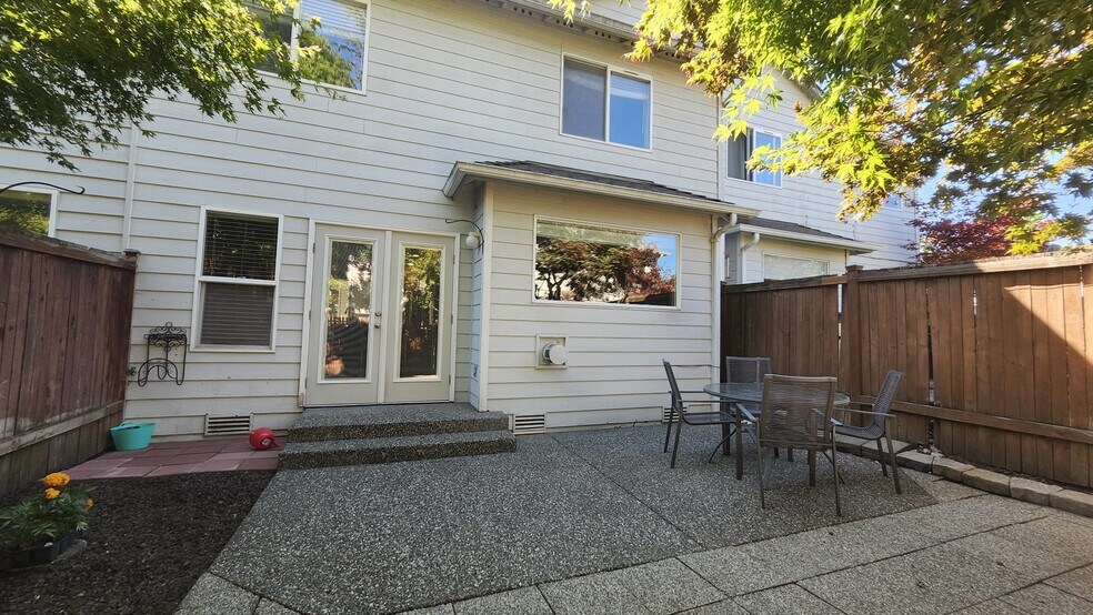 Building Photo - 18723 19th Dr SE