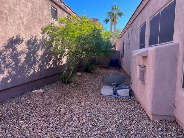 Building Photo - 2713 Desert Flowers Dr