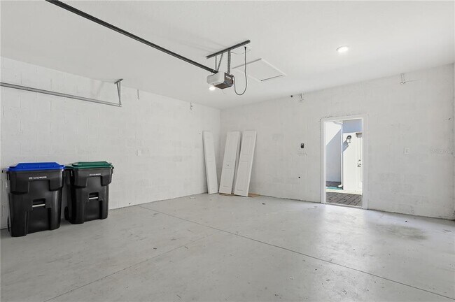 Building Photo - 10672 Words Dr