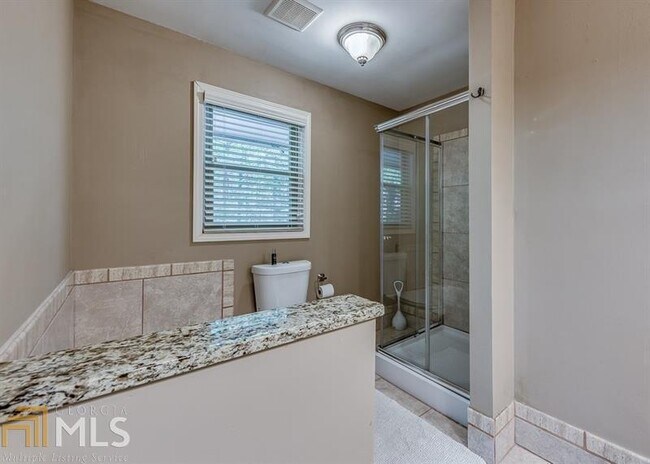 Building Photo - 7585 Spalding Ln