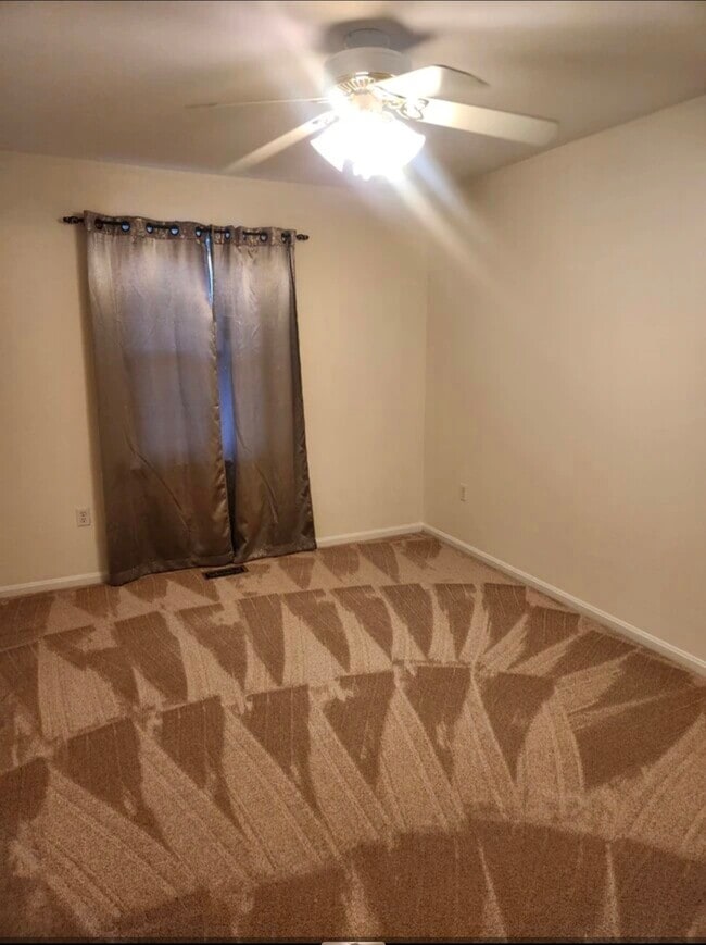 Building Photo - 7713 Bristol Square Ct