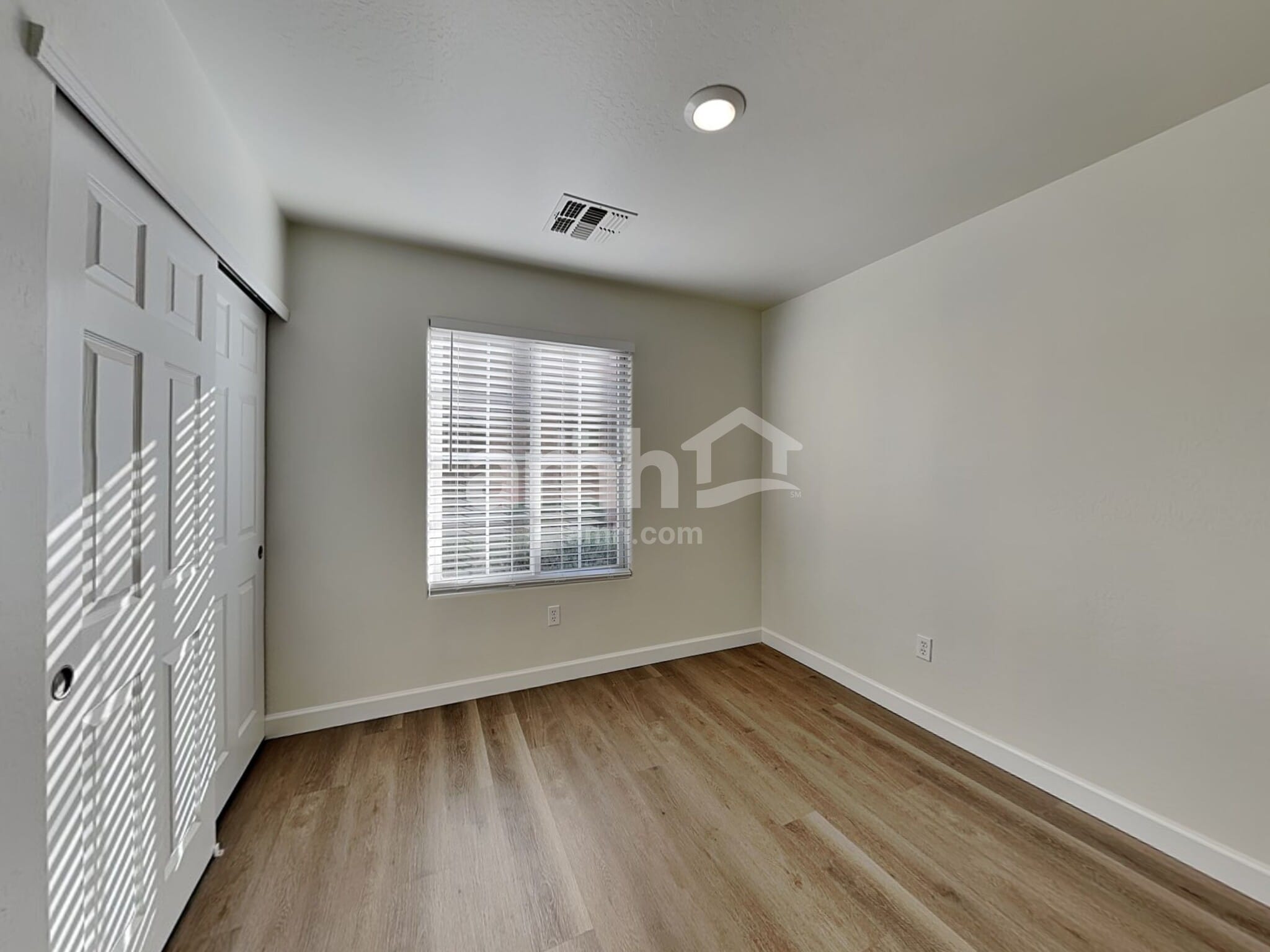 Building Photo - 881 S Storment Ln