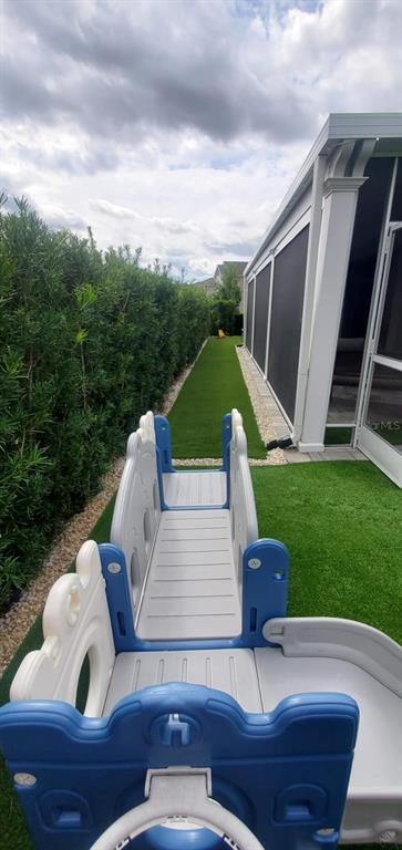 Building Photo - 11987 Globe St