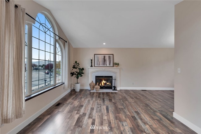 Building Photo - 1308 Brown St