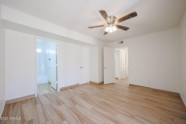 Building Photo - 19601 N 7th St