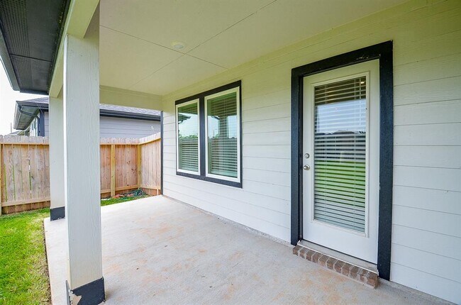 Building Photo - 1218 Isola Bella Dr