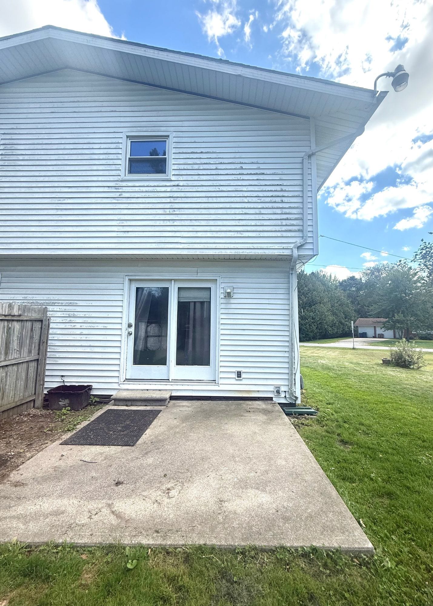 Building Photo - 11960 Palatial Dr