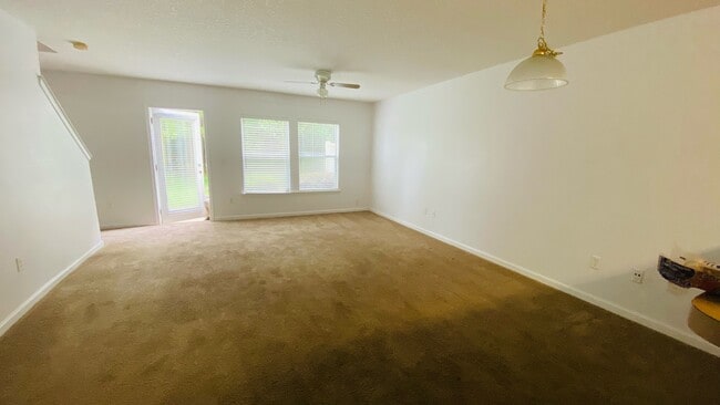 Building Photo - 6405 Shortleaf Pl