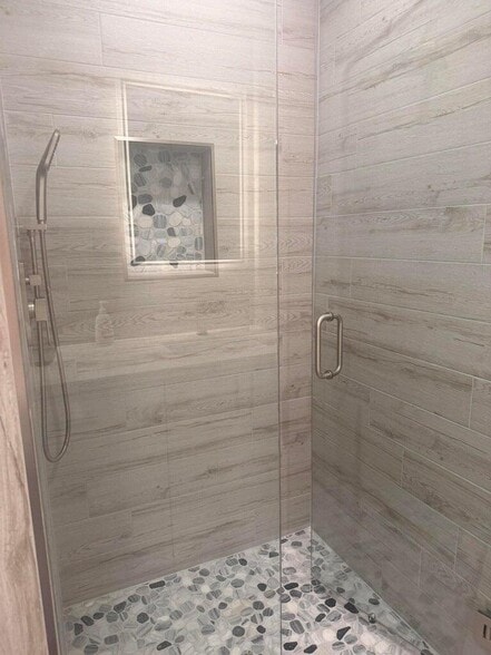 Building Photo - 2622 NW 7th Ct