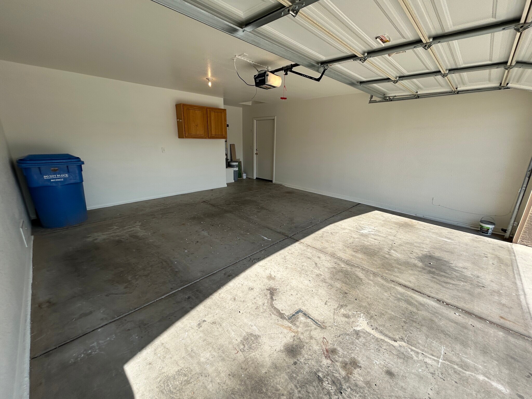 Building Photo - 8217 S 45th Ln