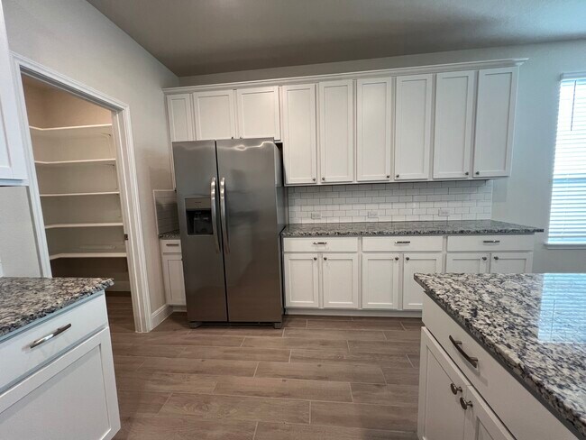 Building Photo - 207 Colorado Cyn