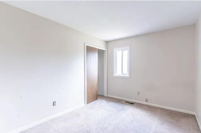 Building Photo - 4318 Whaler's Cove