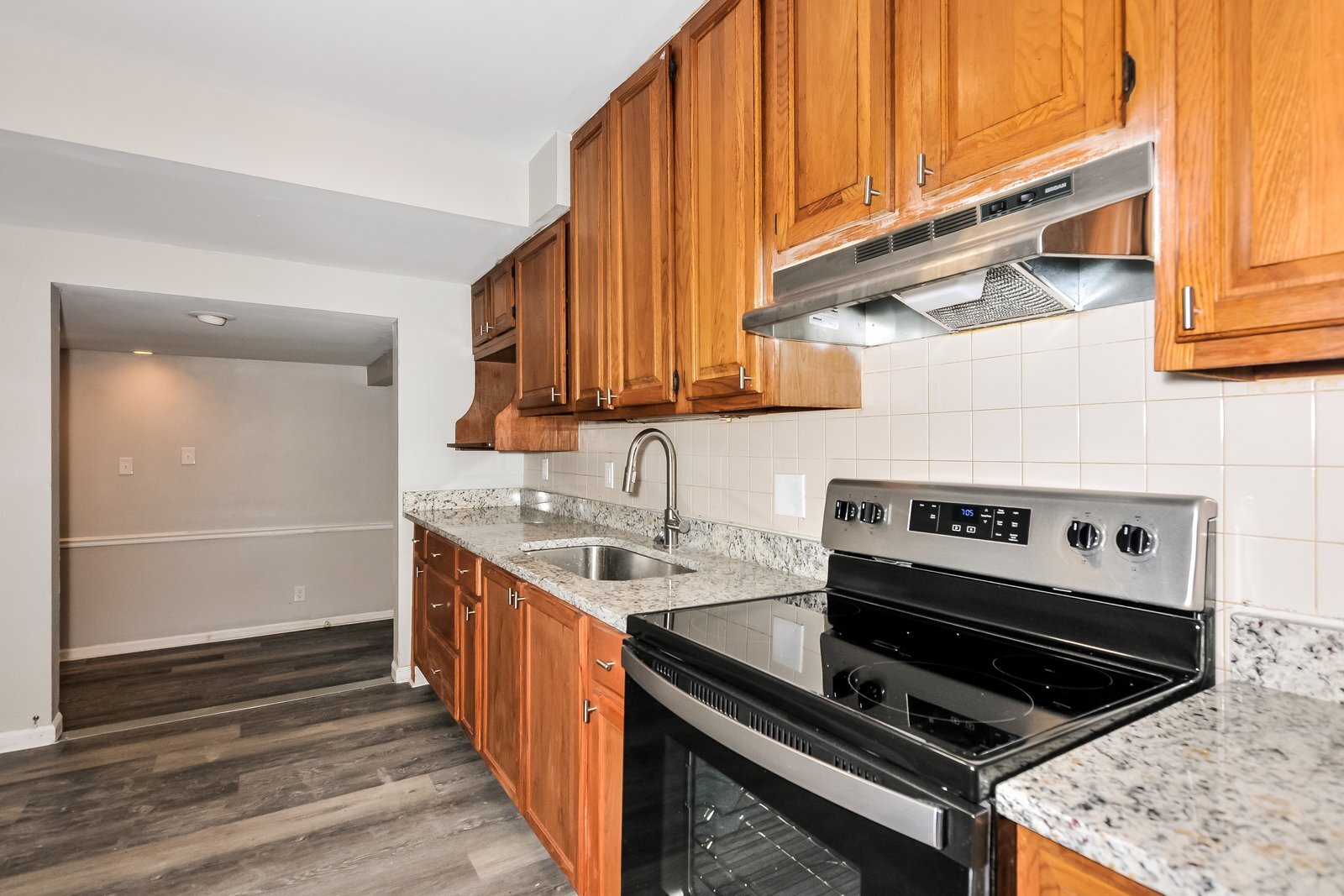 Building Photo - 200 Dundee Cir