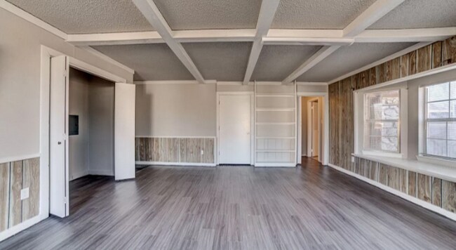 Building Photo - 5664 S Boston Ave