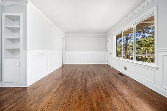 Building Photo - 1686 Derrill Dr