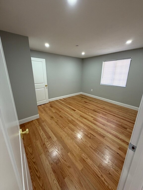 Building Photo - 292 Main St