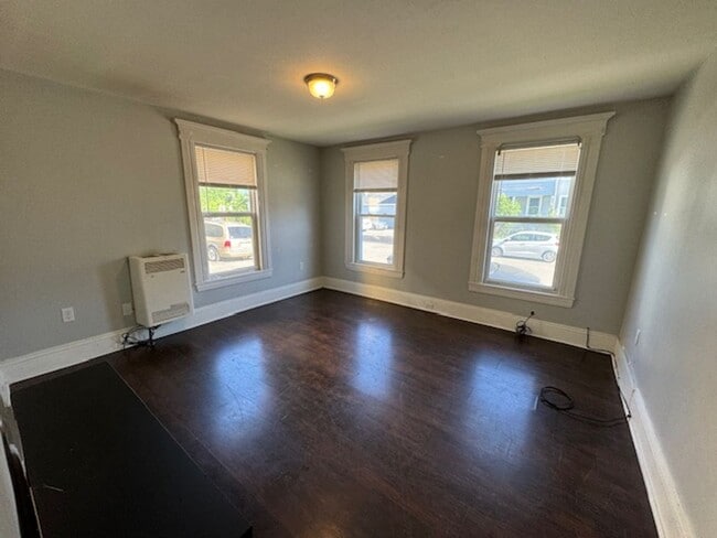 Building Photo - 2-4 Gates Street