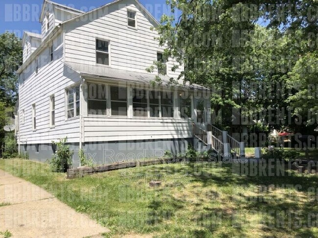 Building Photo - 2237 Nomad Ave