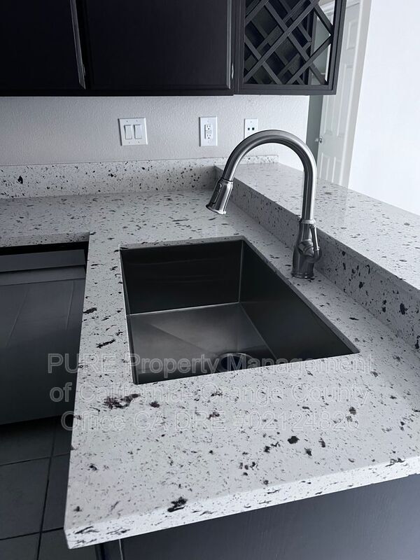 Building Photo - 52 Vista Barranca