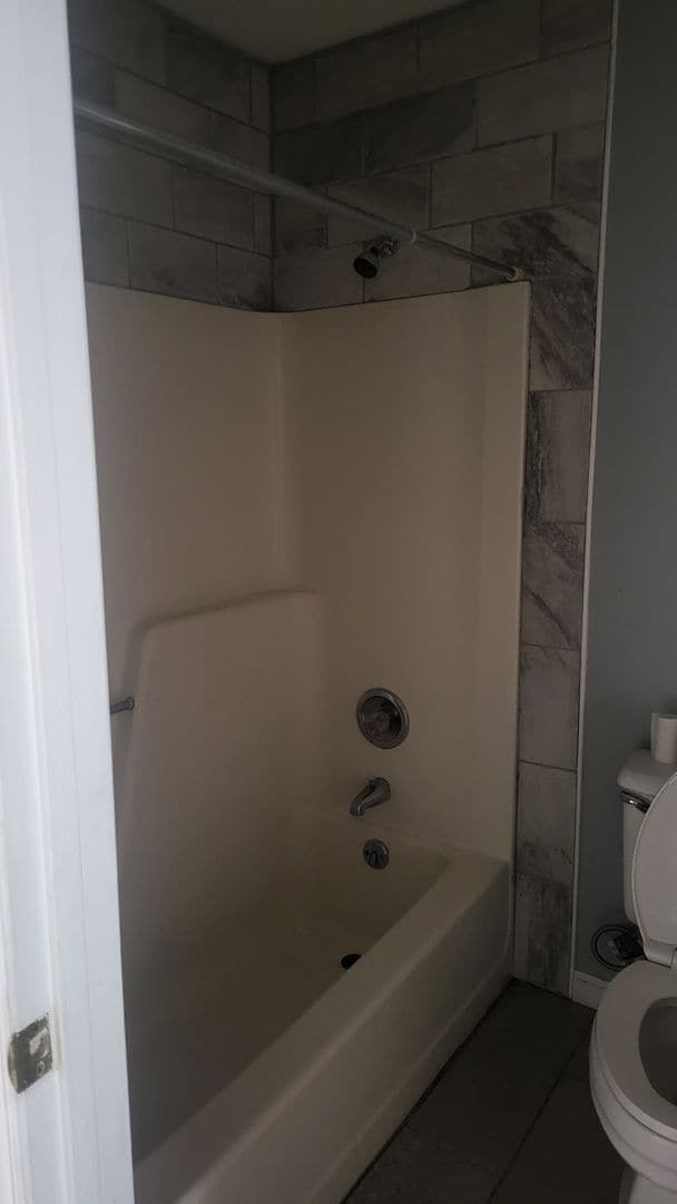 Building Photo - Recently remodeled condo in Clemmons, NC