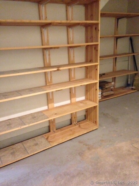 Building Photo - 36 N Mountain Rd