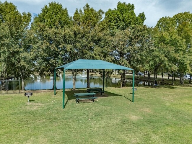 Building Photo - 5937 Revere Dr