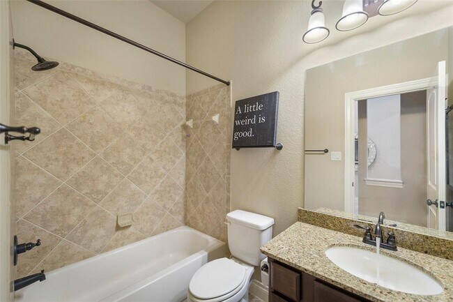 Building Photo - 27930 Colonial Point Dr