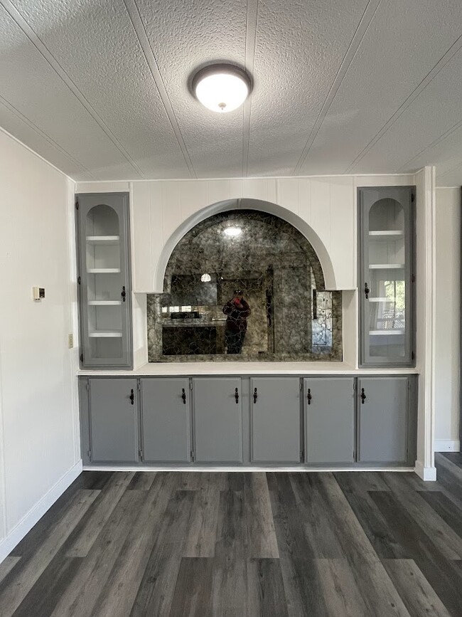 dinning area w/built-in cabinets, my favorite part of the house - 17149 Chico Dr