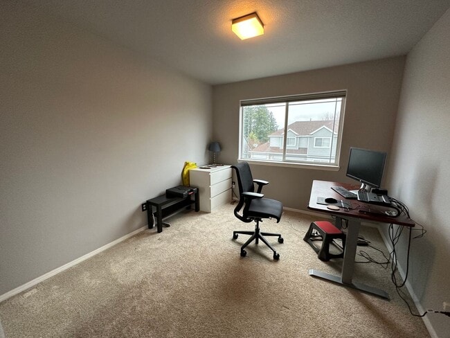 Building Photo - 16450 NW Audrey Dr