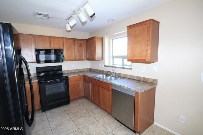 Building Photo - 1578 W San Tan Hills Dr