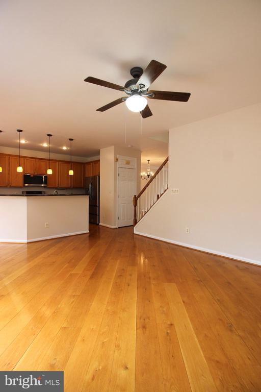 Building Photo - 46140 Cecil Terrace