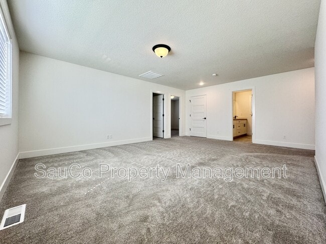 Building Photo - 1603 37th Ave