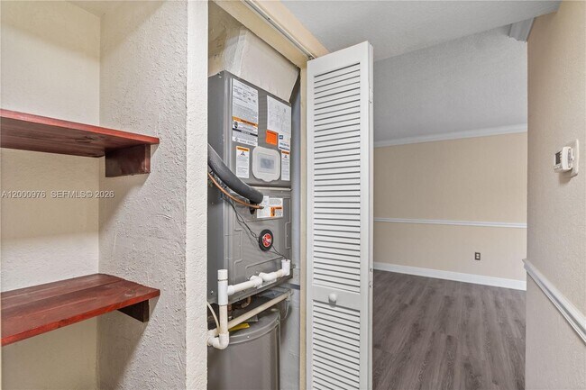 Building Photo - 9441 SW 76th St