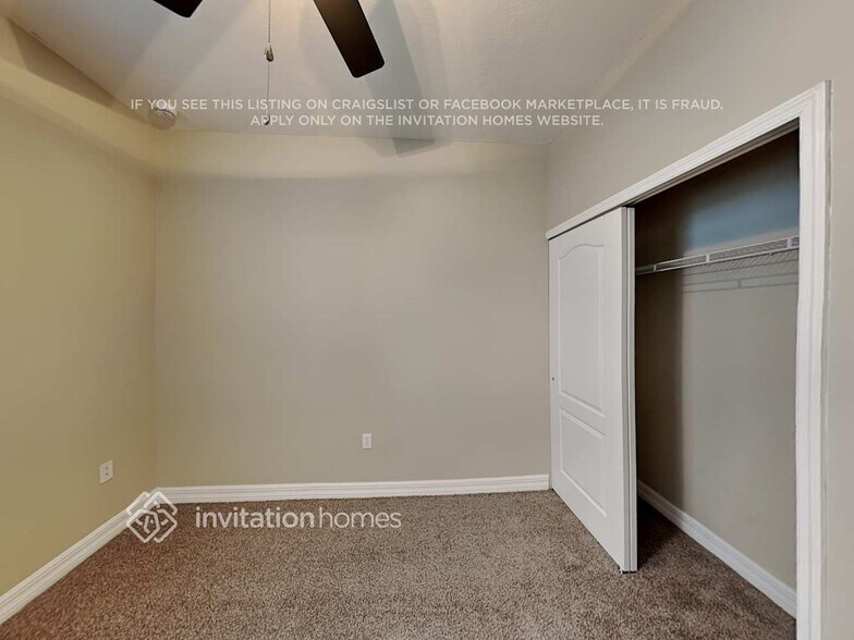 Building Photo - 11140 Running Pine Dr